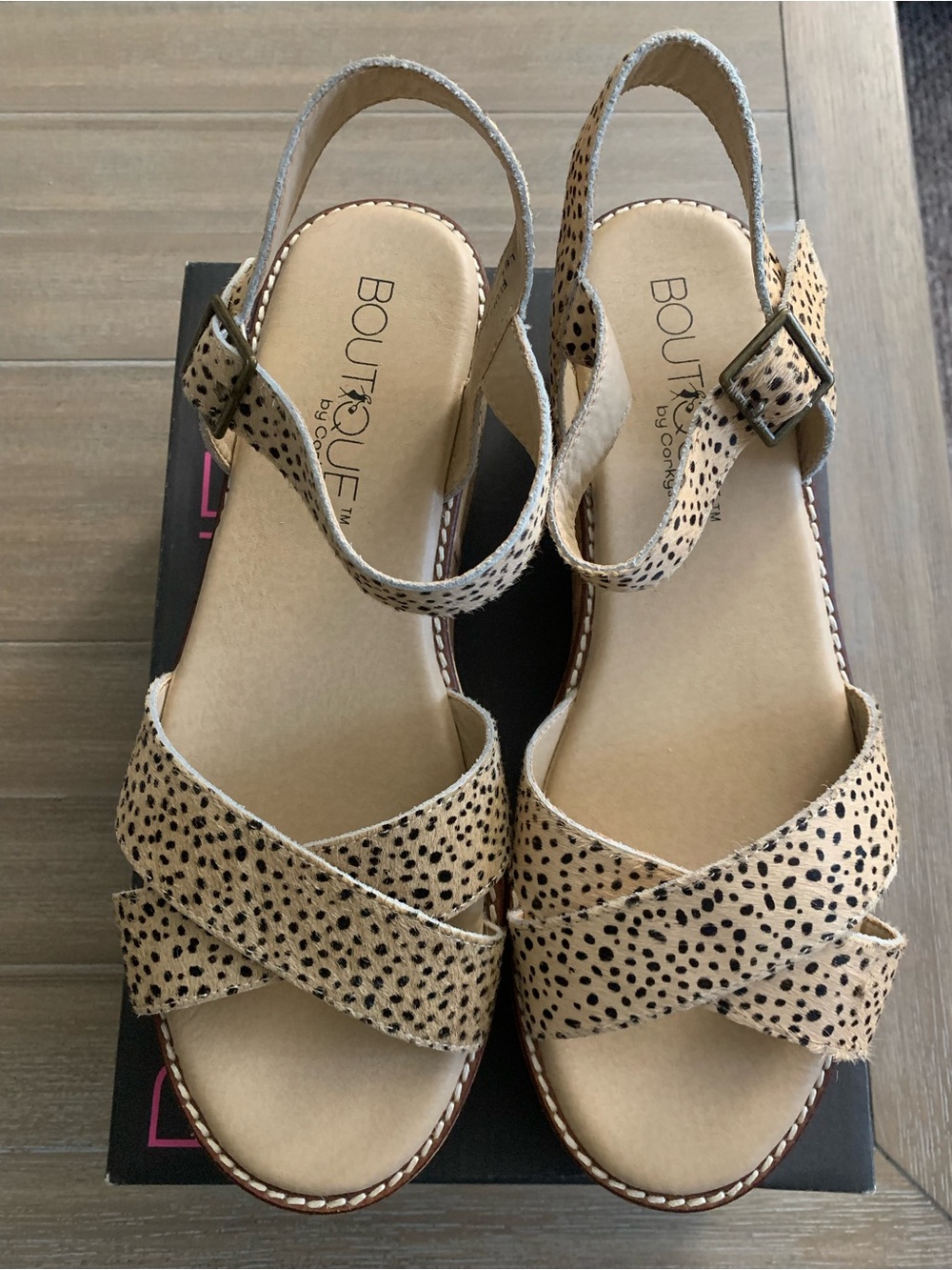 New Corky’s Fluffie Brown Speckled Sandals Size 11